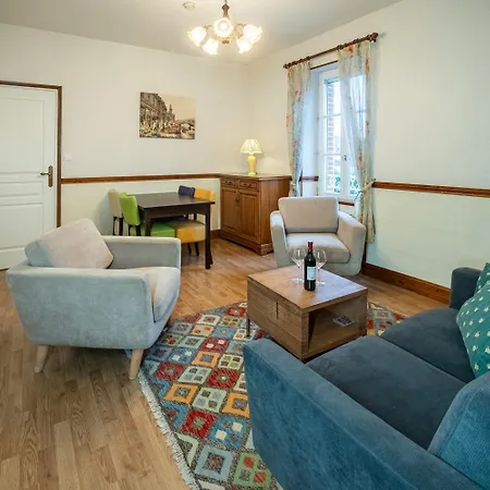 Les Magnolias Homes בית נופש Lalinde
